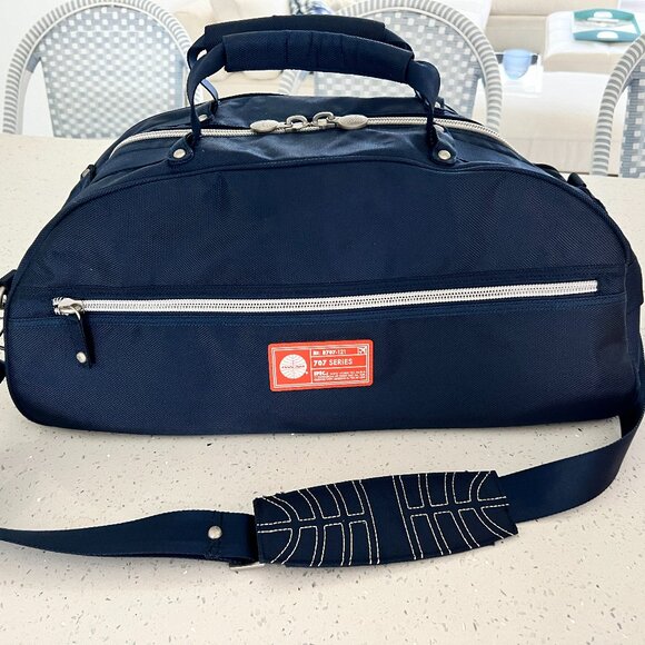 PAN AM Handbags - Pan Am Navy Blue Multipurpose Duffel/Gym/Carry-On/Overnight Bag